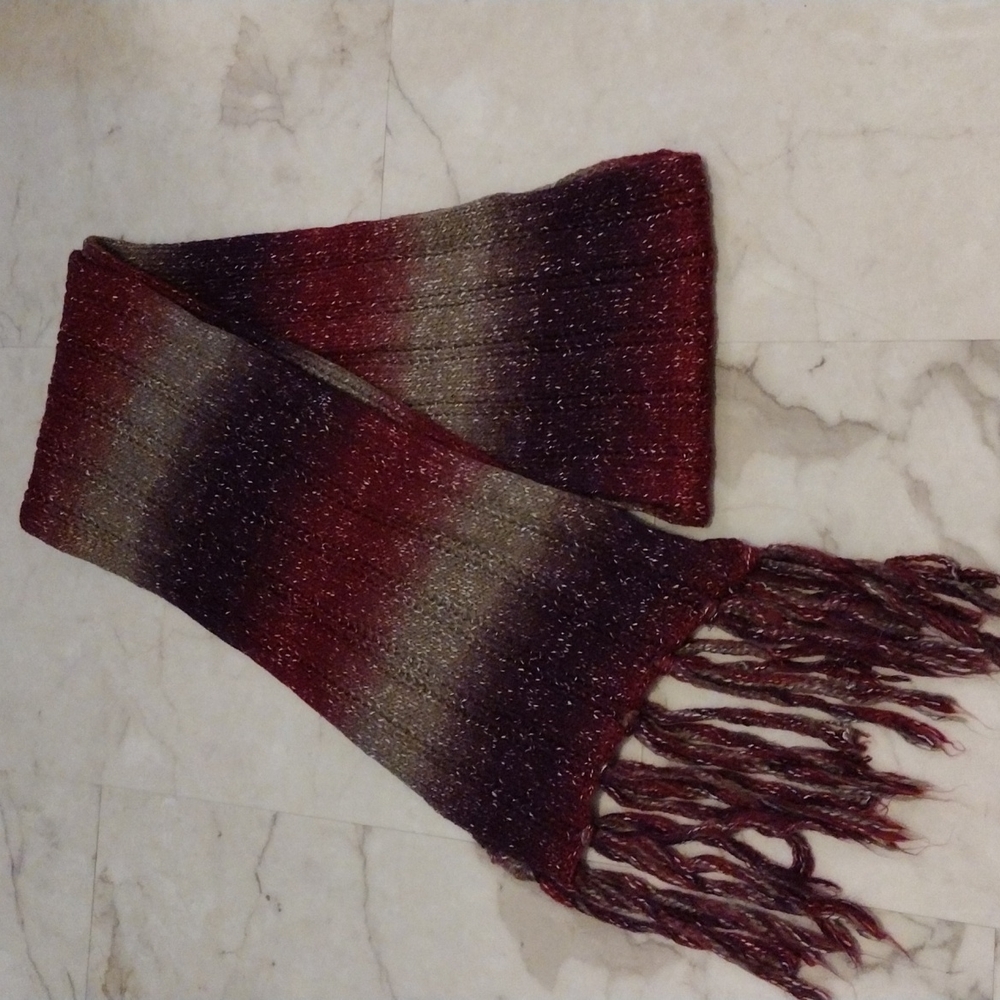 Icing beautifully knit extra long scarf.